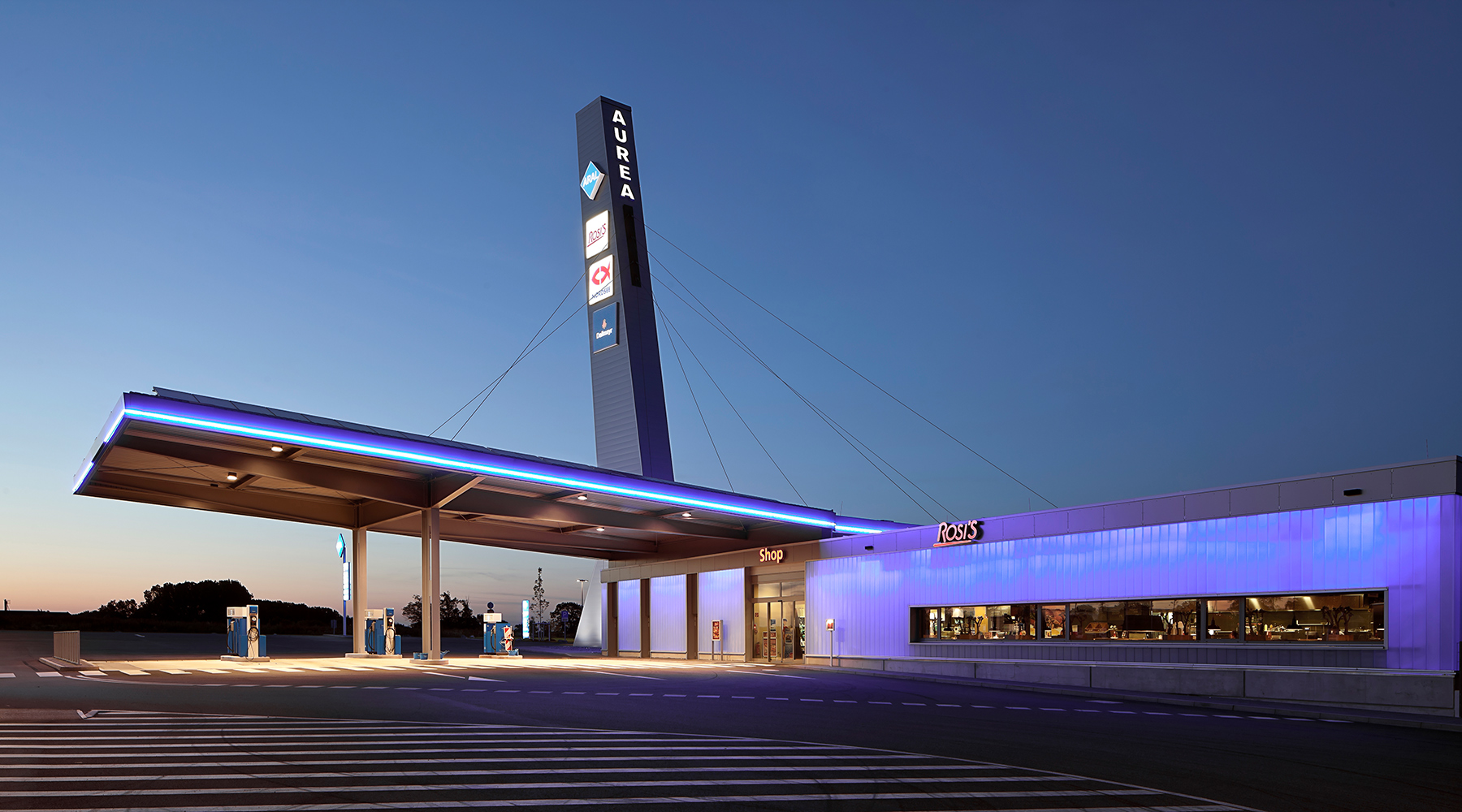 Industriefassade an der Aurea Rheda